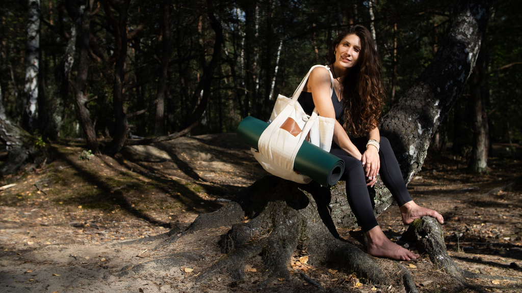 Torba sportowa typu shopper z kieszenią na matę do jogi TANSY Cream - Mellow Ways; torba